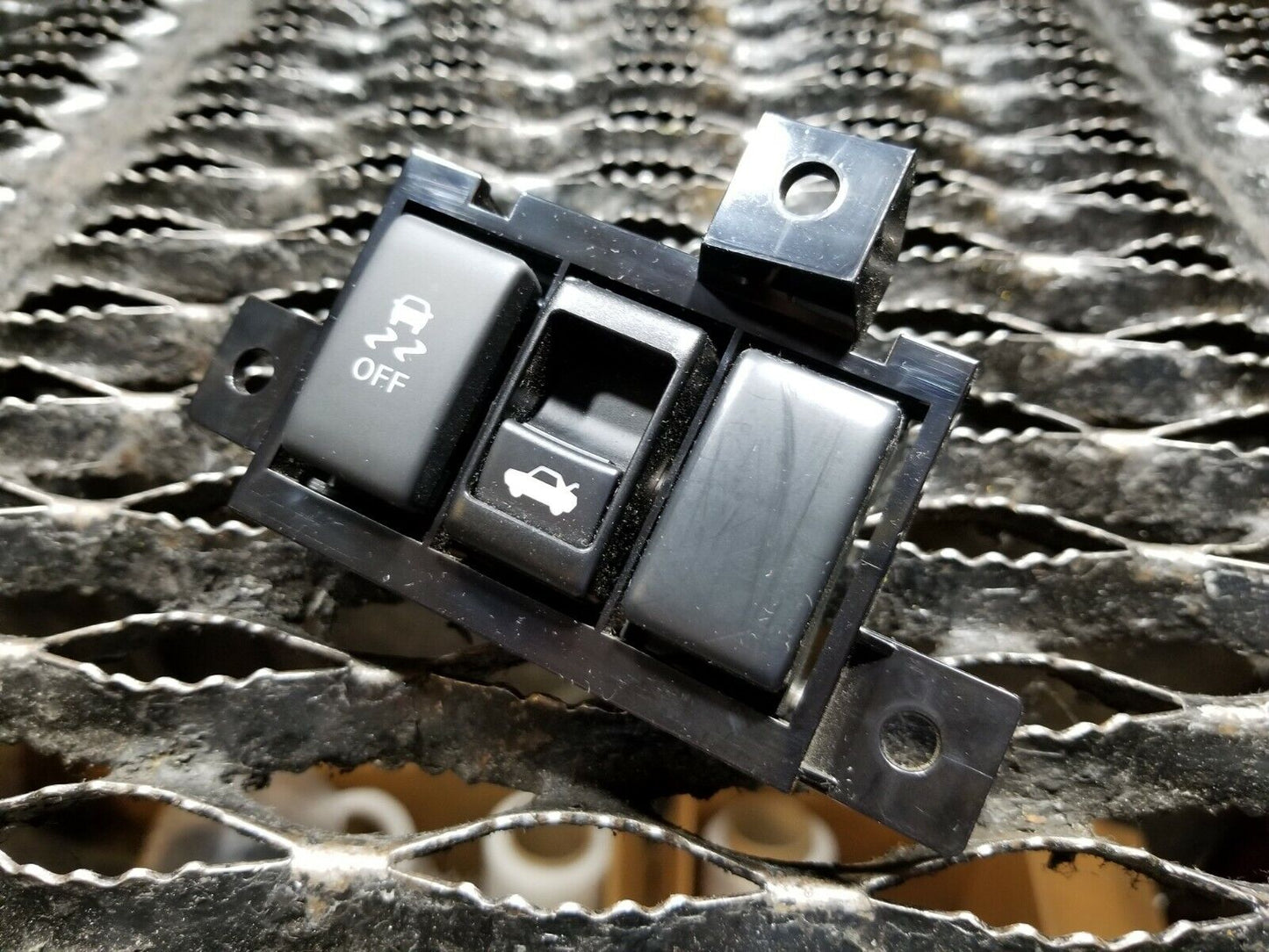 2014 2015 Infiniti Q40 Traction Control & Trunk Release Switch OEM 34k