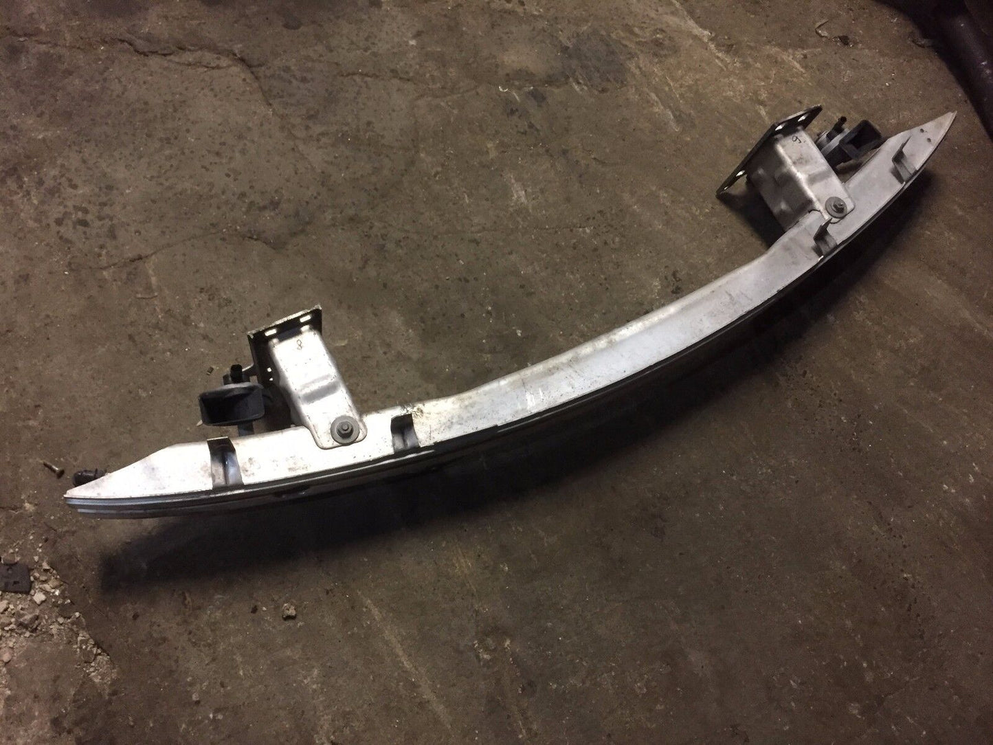 02 03 04 05 06 07 BMW 745li E65 Front Bumper Reinforcement Impact Bar OEM