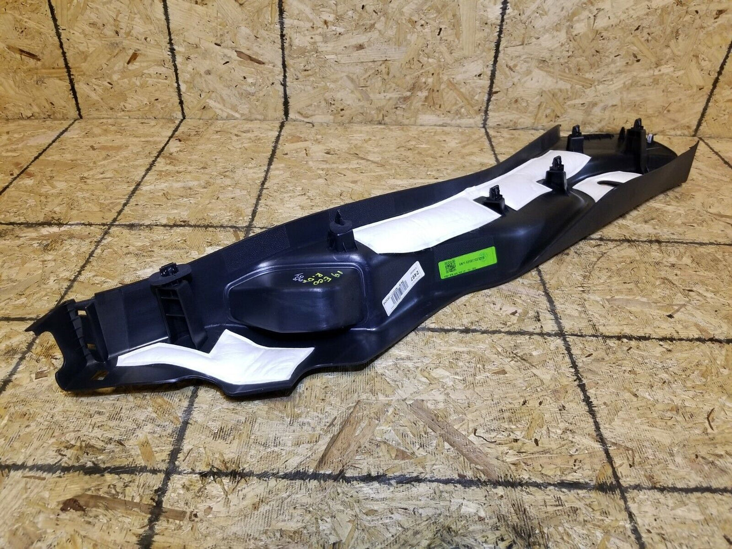 18 19 20 Ford Ecosport Rear Left Driver Side Scuff Trim Panel OEM 532 Miles