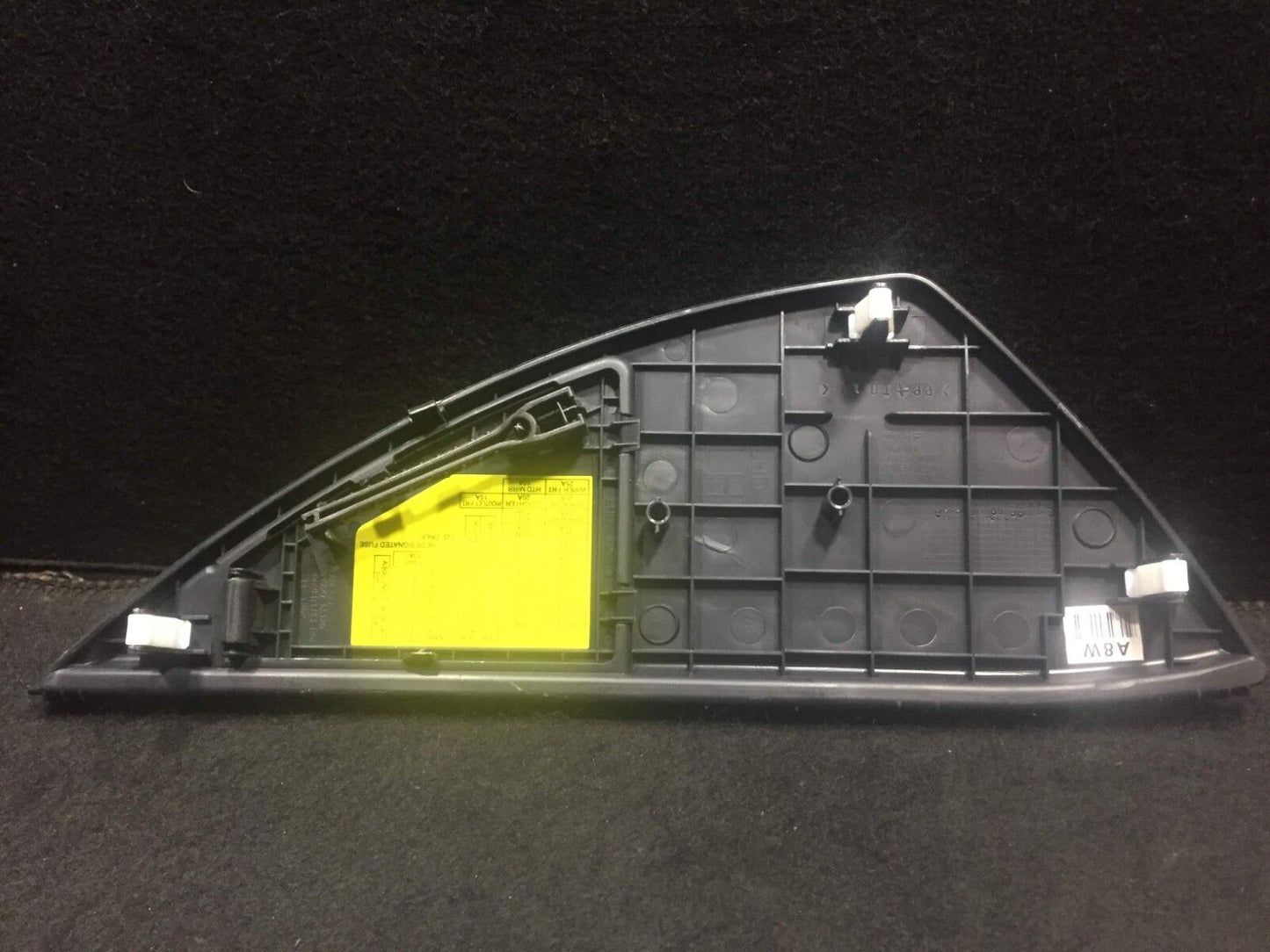 10 2010 11 2011 Kia Soul Dash End Cap W/ Fuse Box Door Left Dr Side OEM A1 57k