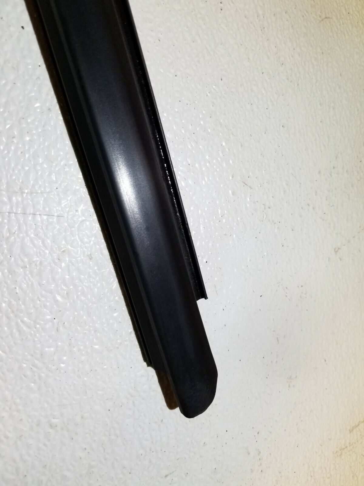 12 13 14 15 16 Jeep Patriot Front Right Pass Door Window Belt Seal Molding OEM