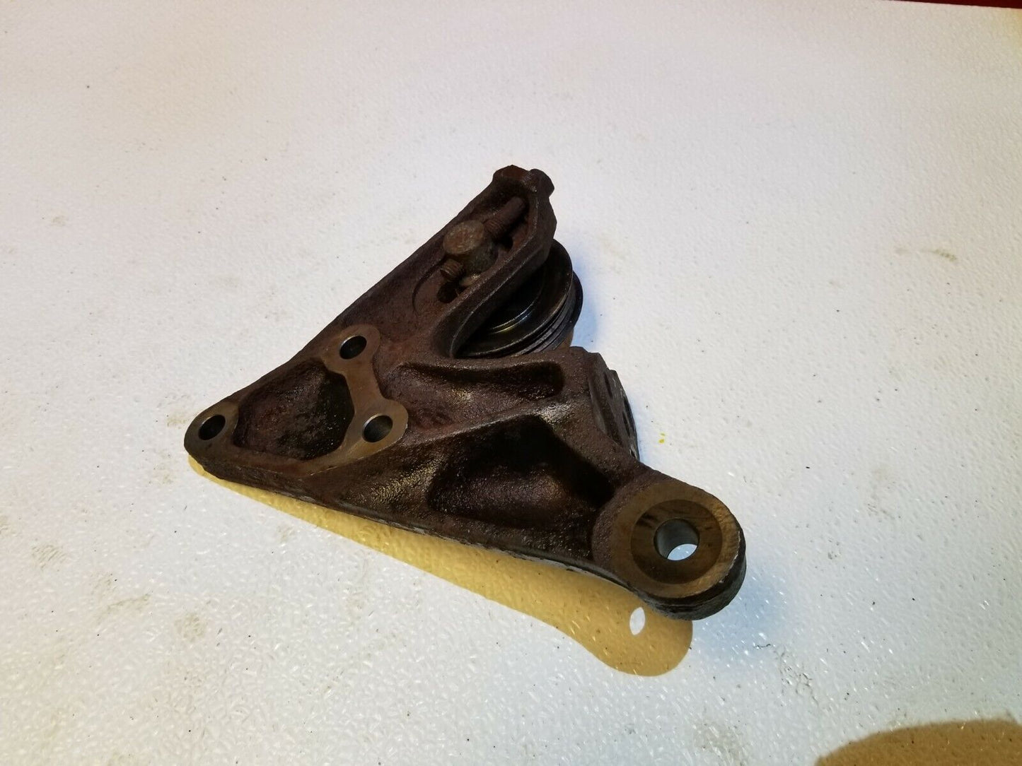 04 05 06 Scion Xa 1.5l Pulley W/ Bracket OEM 1nz-fxe