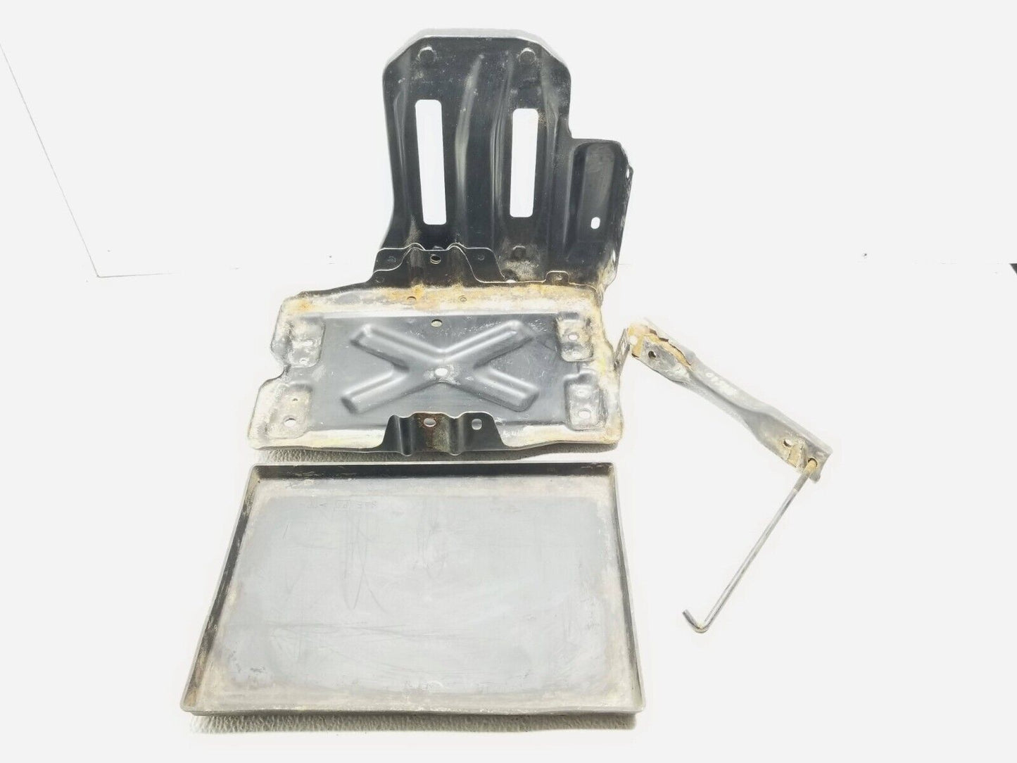 2007 - 2013 Suzuki SX4 Battery Tray Holder OEM 70k Miles