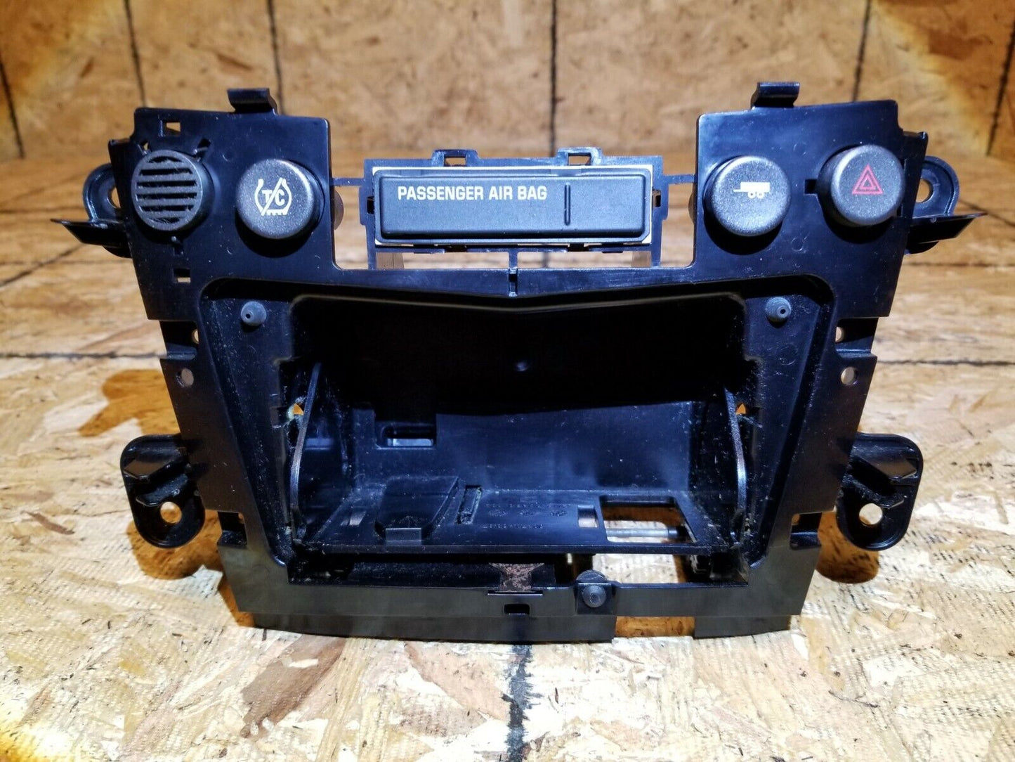 05 06 07 08 09 Cadillac SRX Dash Center Dash Lower Ashtray OEM
