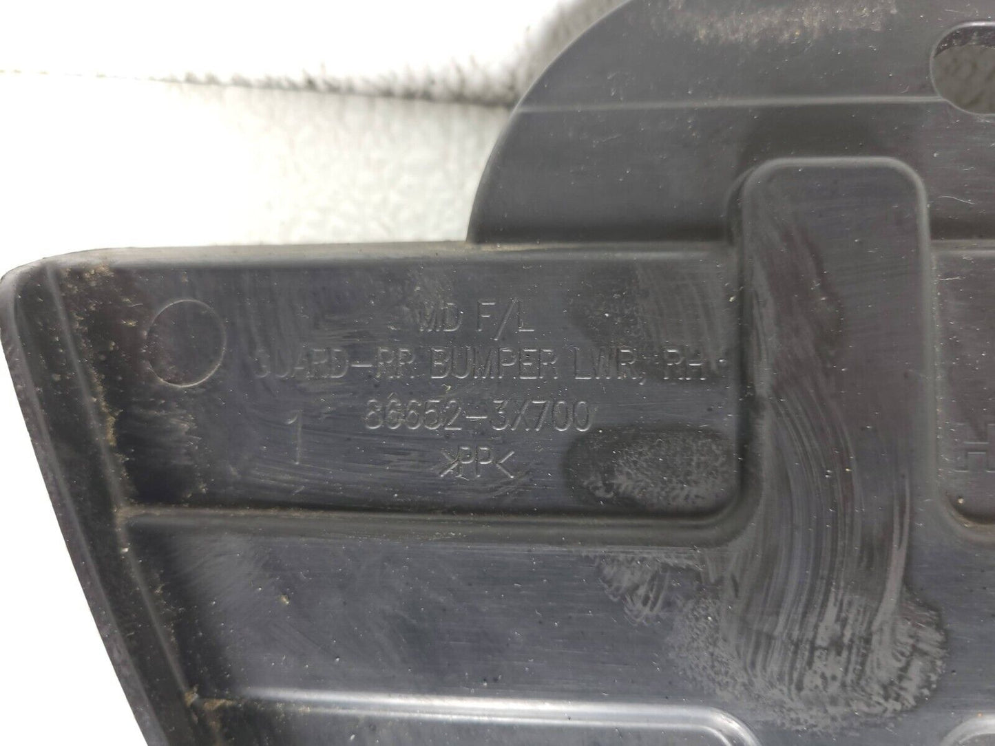 14 15 16 Hyundai Elantra Rear Bumper Lower Guard Passenger Right 86652-3x700 OEM