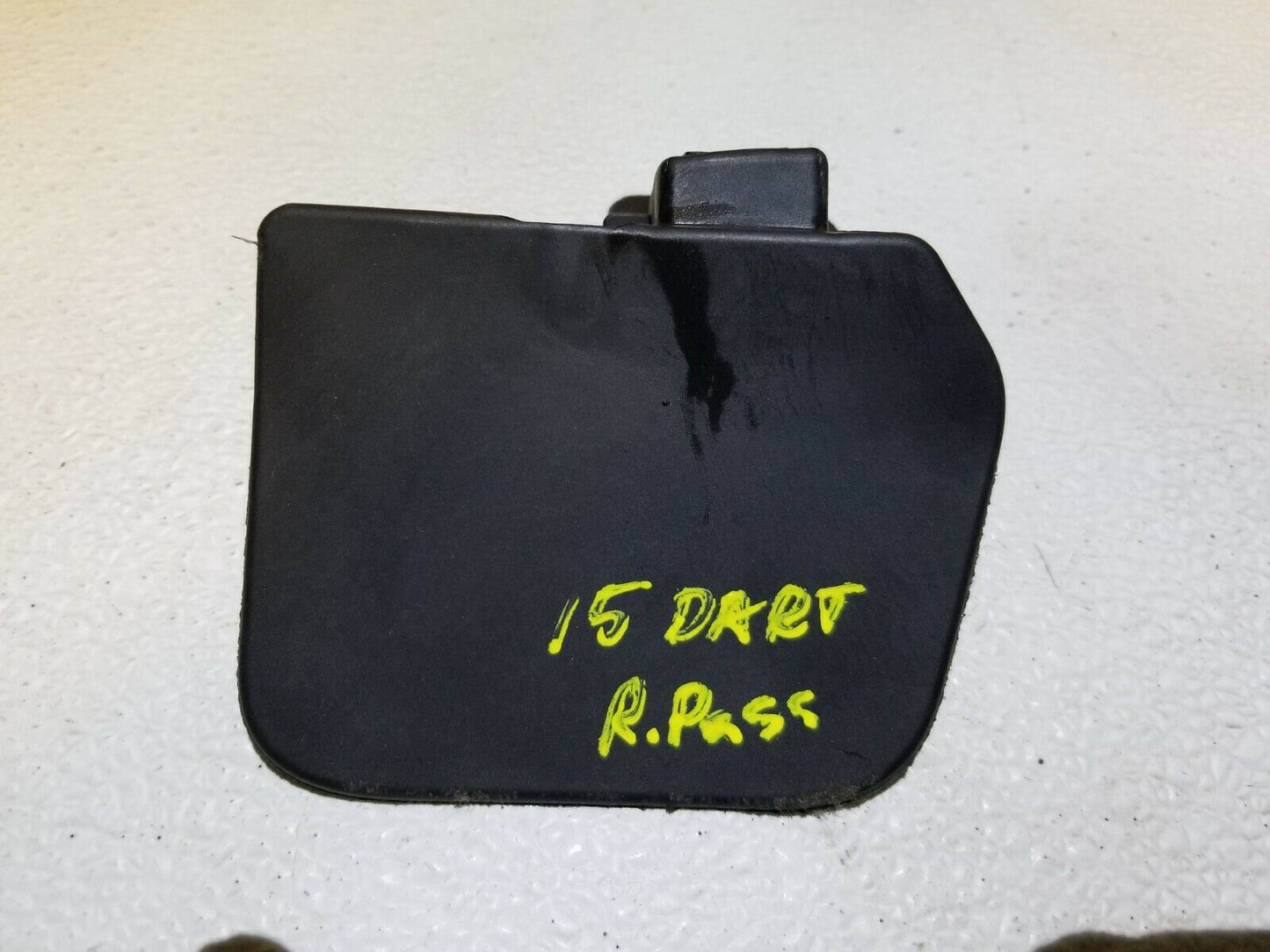 13 14 15 16  Dodge Dart Rear Wheel Opening Spat Right Pass 68223596aa Ome 76k