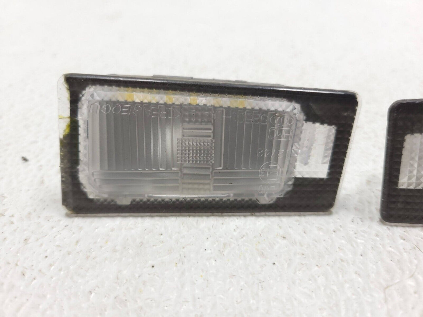 14 15 16 Hyundai Elantra Sedan Rear License Plate Lamp Light  OEM