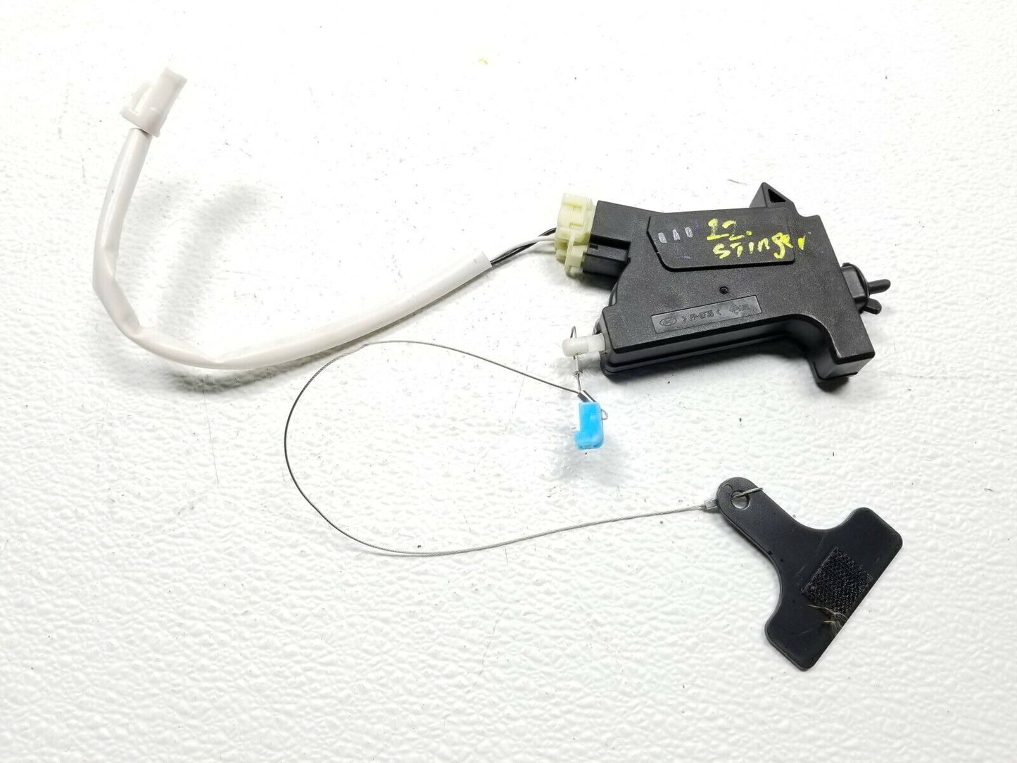 21 22 Kia Stinger Fuel Filler Door Lock Latch Release Open Actuato OEM 312 Miles