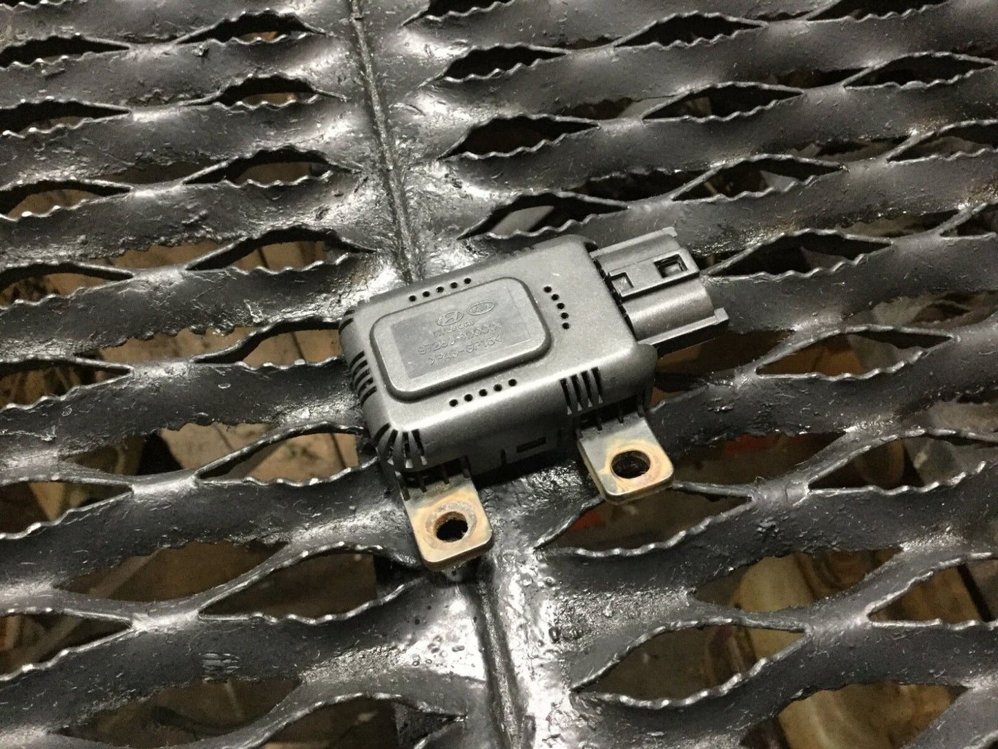 07 08 09 10 11 12 Hyundai Veracruz Temperature Sensor OEM
