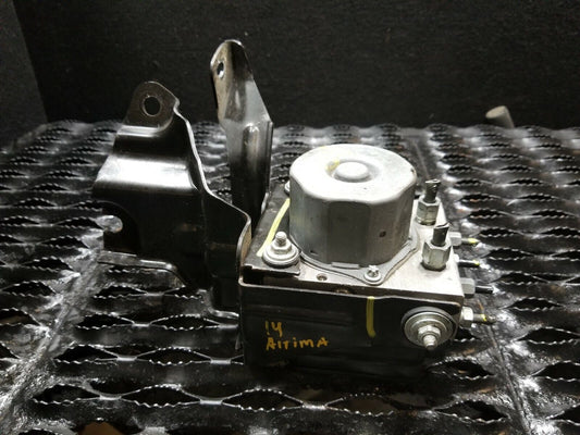 13 14 15 Nissan Altima 2.5l ABS Anti Lock Brake Pump OEM 57k