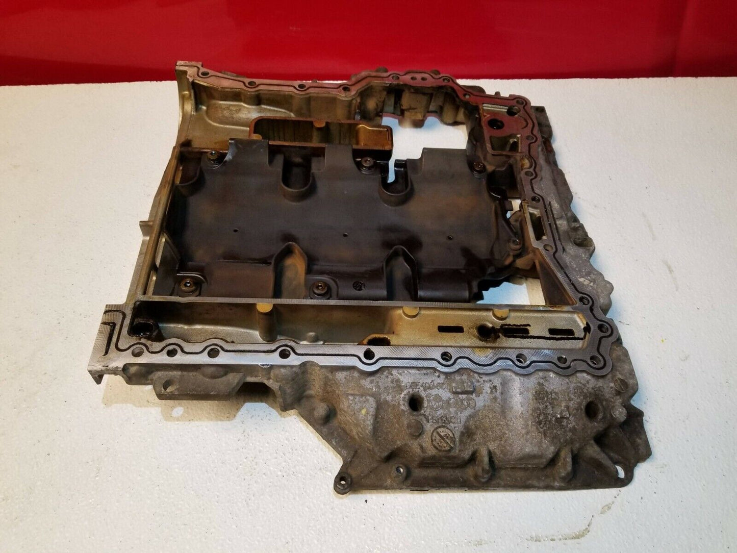 08 09 10 11 Audi A5 3.2l Engine Upper Oil Pan OEM