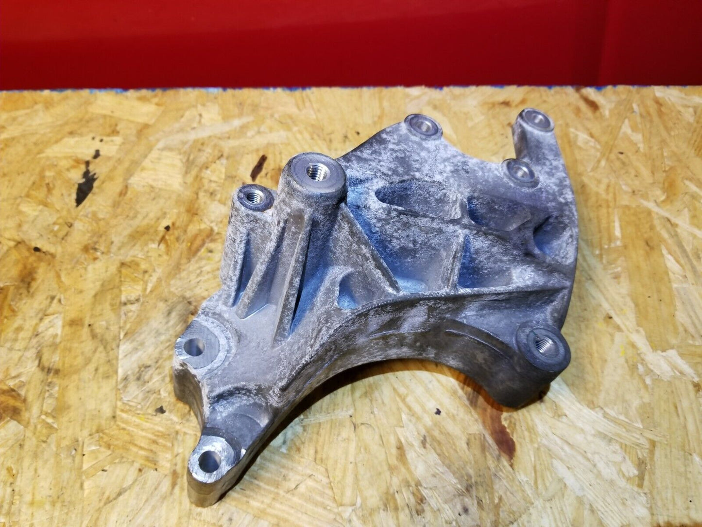 12 13 14 15 16 Jeep Patriot 2.0l Power Steering Pump Braket OEM 56k Miles
