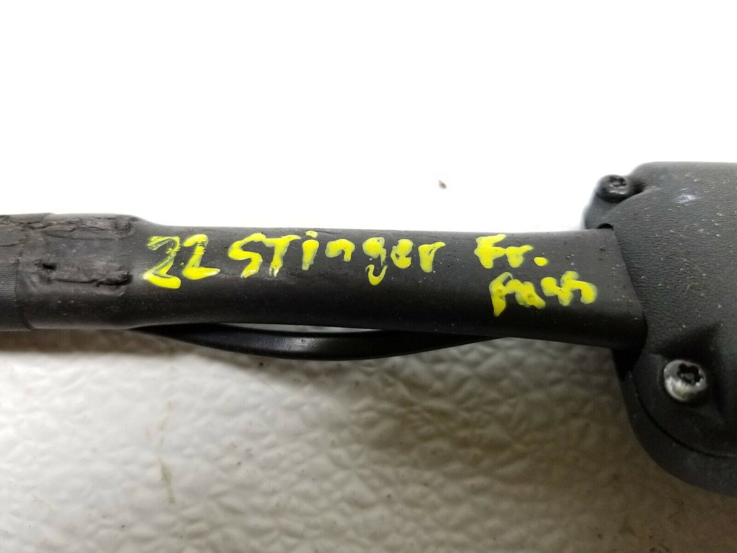 21 22 Kia Stinger Front Right Pass Seat Belt Buckle OEM 312 Miles