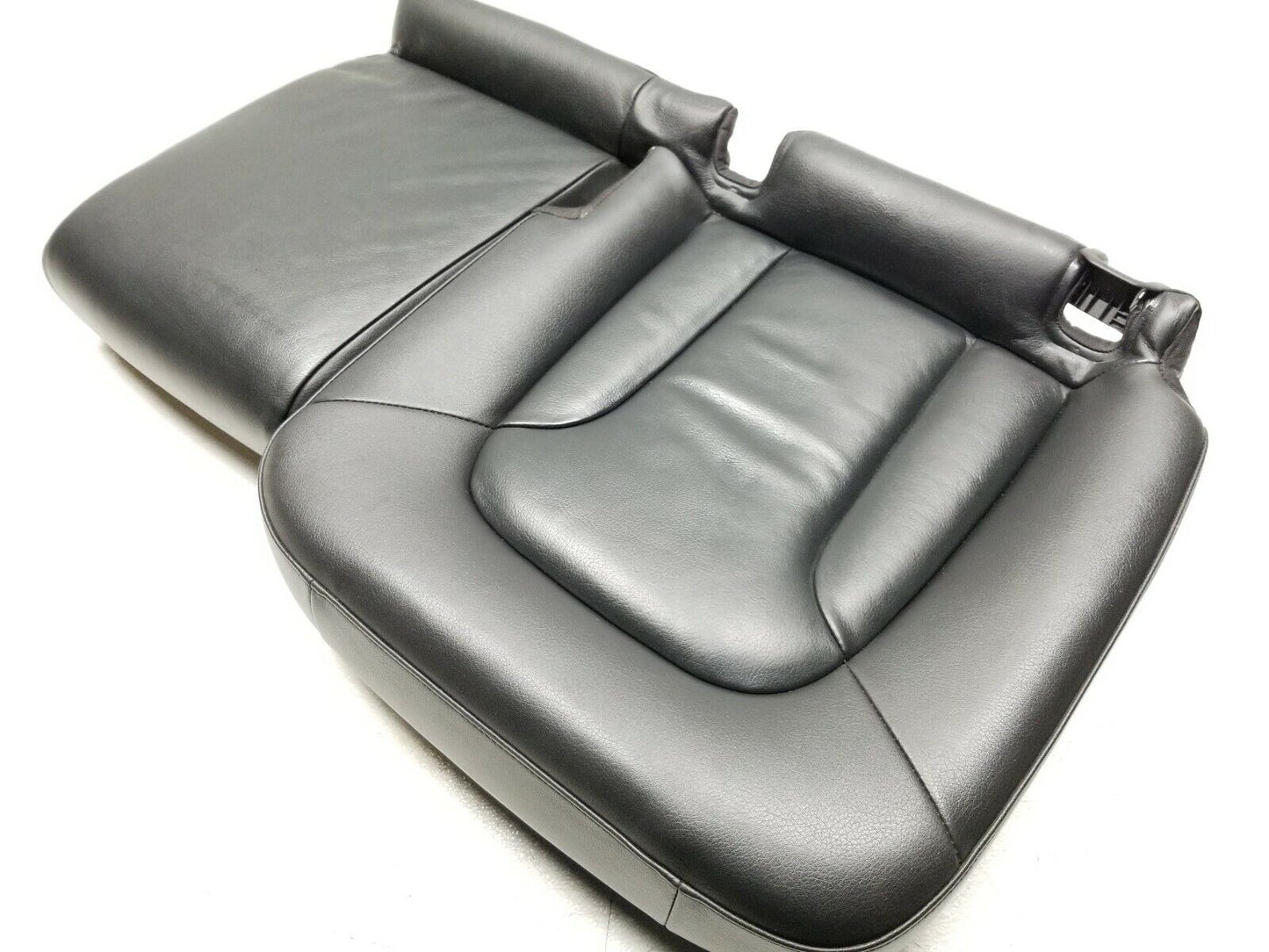 11 12 13 14 15  Audi Q7 Rear 2nd Row Seat Left Driver Side Lower Cushion OEM 87k