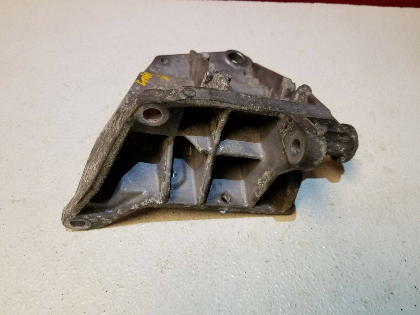 10 11 12 13 14 Subaru Legacy 2.5l Engine Mount Bracket OEM Non-turbo