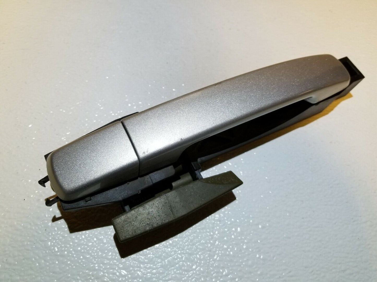 04 05 06 07 08 Nissan Maxima Front Right Passenger Exterior Door Handle OEM