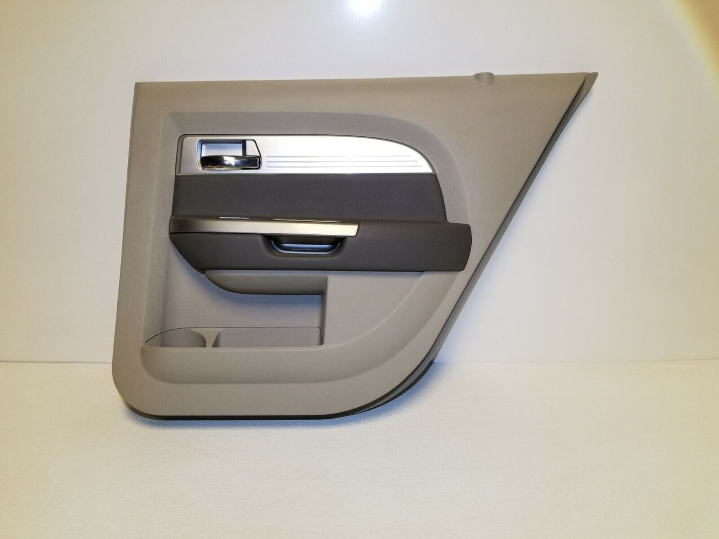 07 08 09 10 Chrysler Sebring Rear Passenger Door Trim Panel (trim: P8j1) OEM