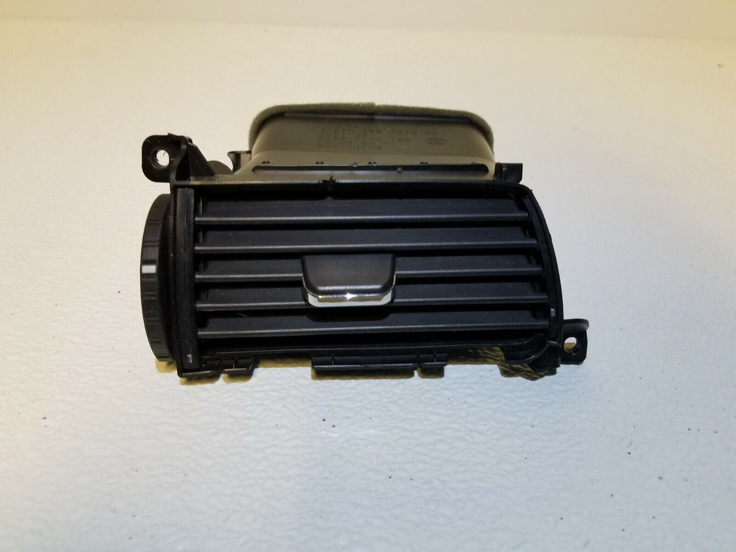 11 12 13 Honda Odyssey Right Passenger Side Dash Air Vent OEM
