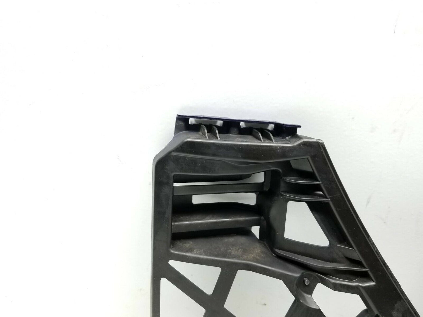 2006 2007 2008 2009 Volkswagen Rabbit GTI Rear Bumper Guide Bracket Pair OEM