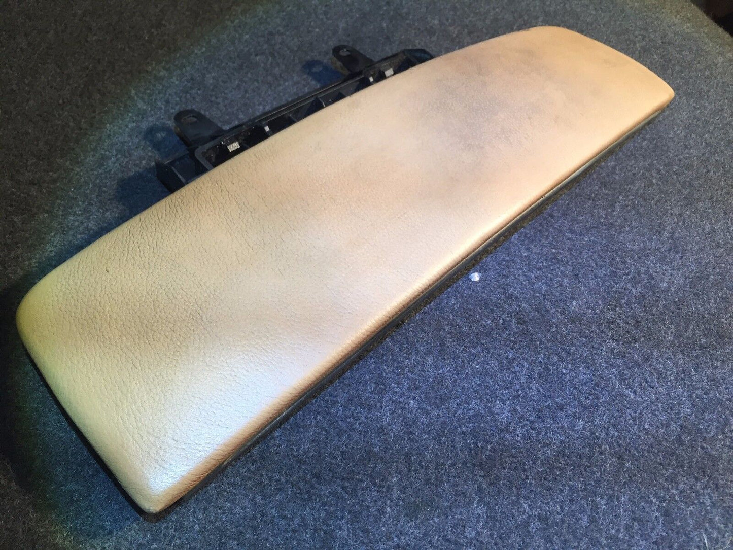 02 03 04 05 BMW 745i E65 Center Console Armrest Storage Cover OEM 082056223