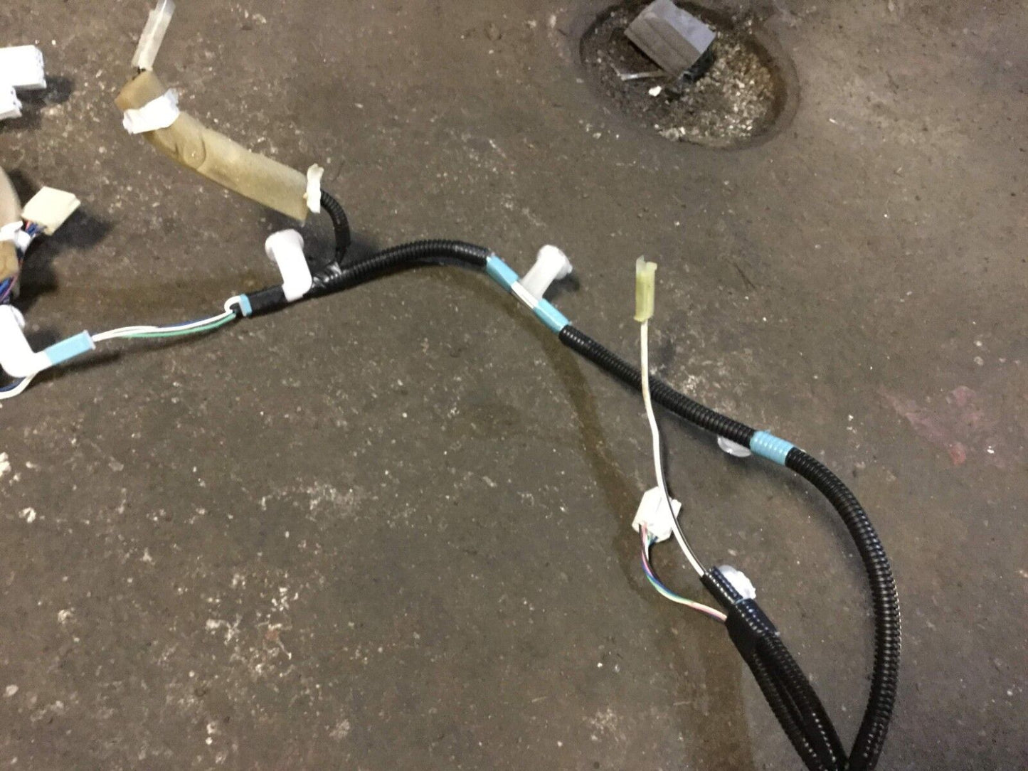 05 06 07 08 09 Toyota Prius Trunk Lid Tail Gate Wire Wiring Harness OEM