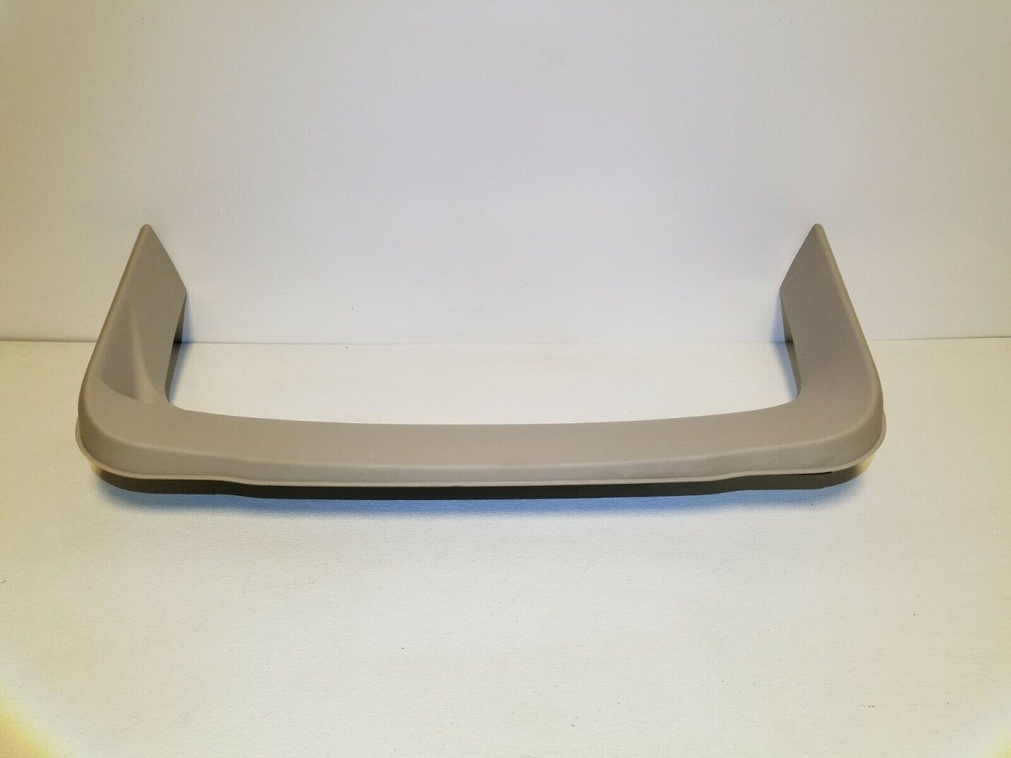 10 11 12 Lincoln MKT Rear Interior Liftgate Upper Cover Panel OEM