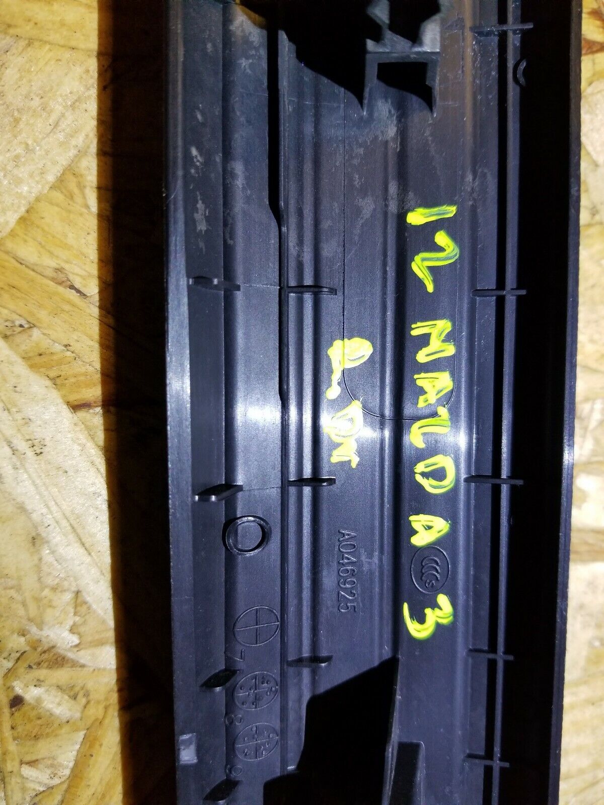 10 11 12 13 Mazda 3 Rear Left Driver Door Sill Kick Plate Trim OEM