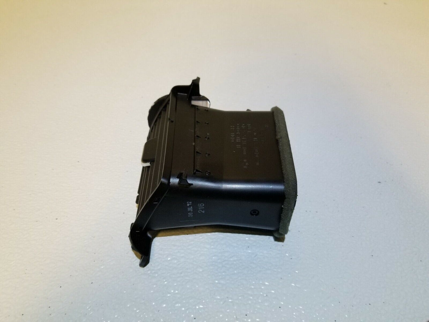 11 12 13 Honda Odyssey Right Passenger Side Dash Air Vent OEM