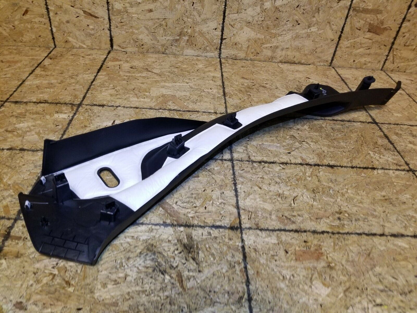 18 19 20 Ford Ecosport Rear Left Driver Side Scuff Trim Panel OEM 532 Miles