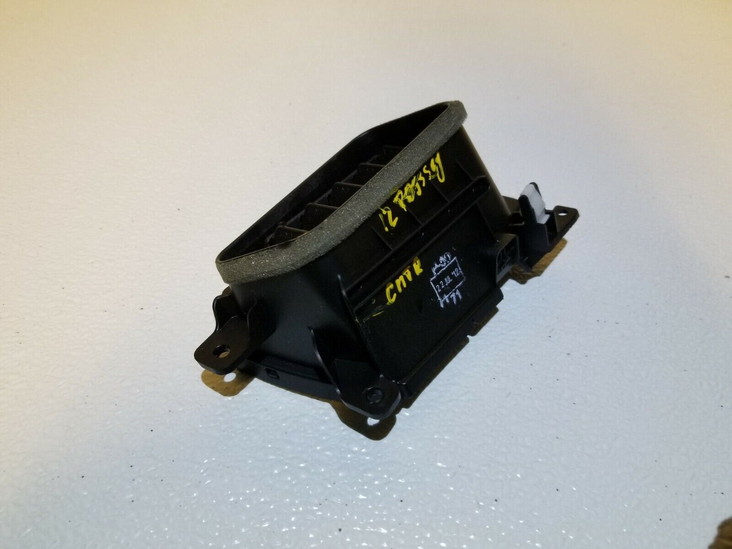11 12 13 Honda Odyssey Center Dash Air Vent 77610-tk8 OEM