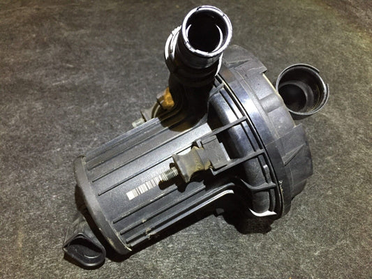 03 04 05 06 Porsche Cayenne 3.2l Air Injection Smog Pump OEM 7l0906279