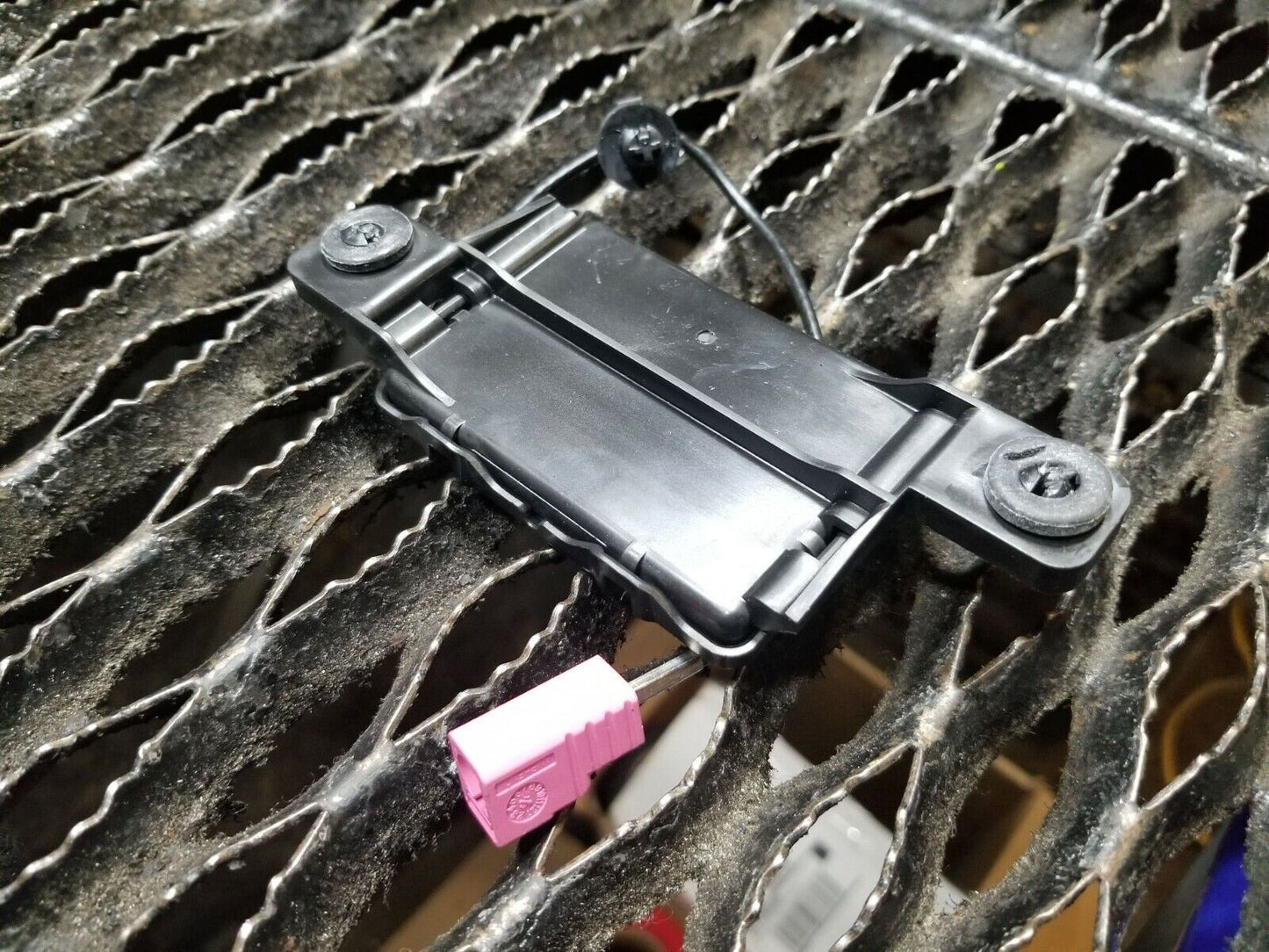 16 17 Dodge Challenger SRT Keyless Entry Antenna 68186558aa OEM 12k Miles