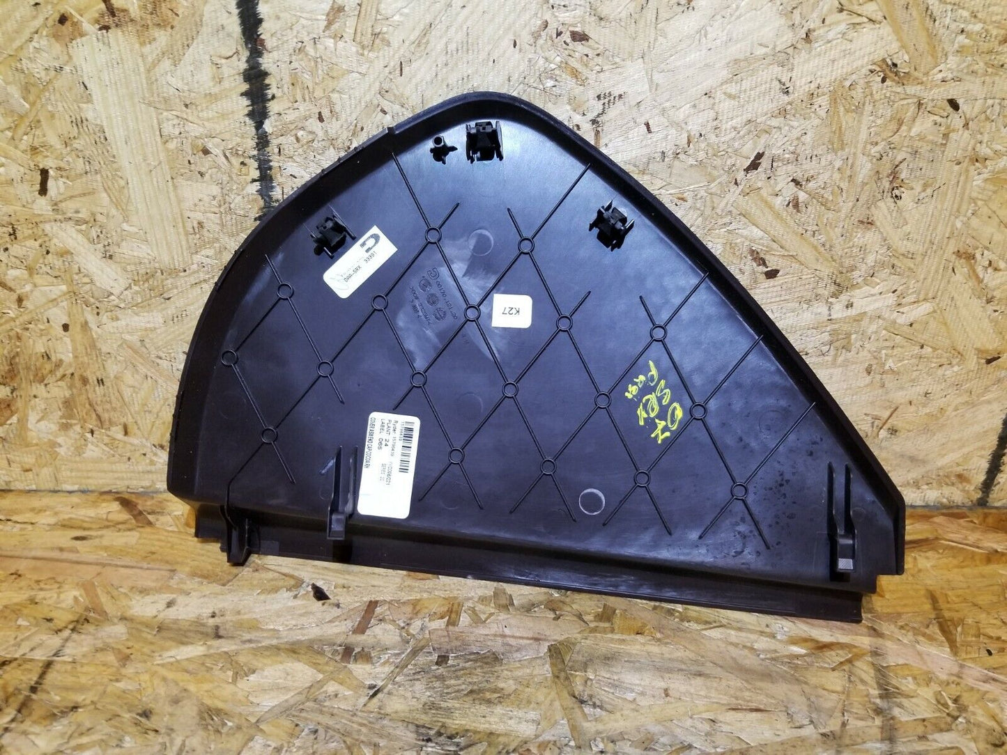 05 06 07 08 09 Cadillac SRX Right Passenger Side Dash End Cap Cover Trim OEM