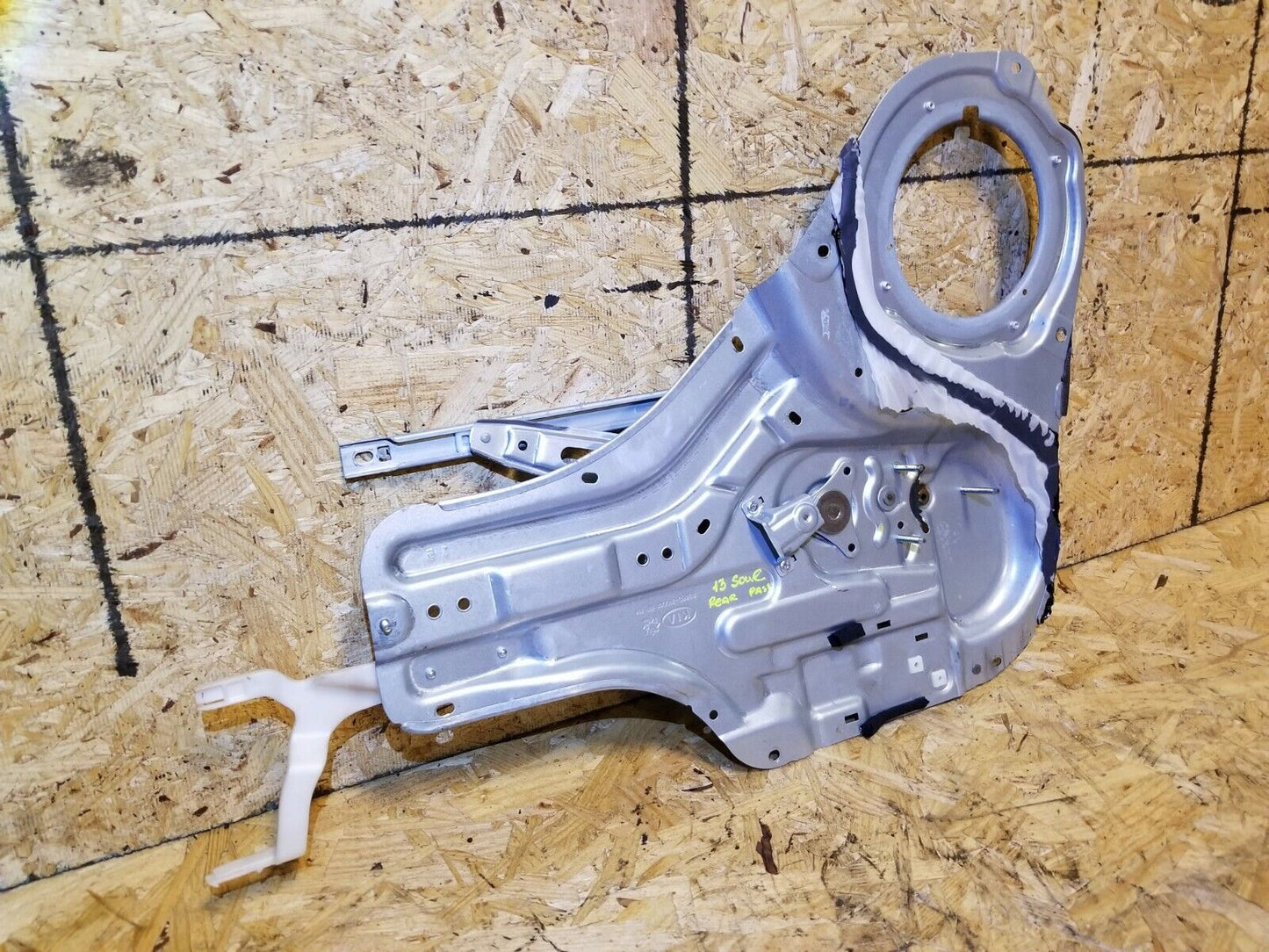 11 12 13 Kia Soul Rear Door Window Regulator Panel Right Passenger Side OEM