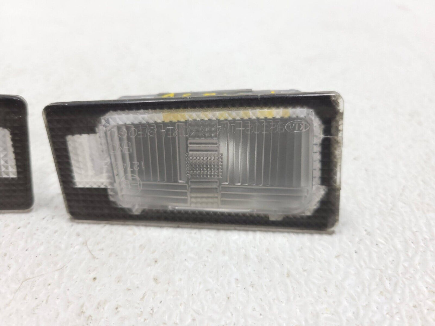 14 15 16 Hyundai Elantra Sedan Rear License Plate Lamp Light  OEM