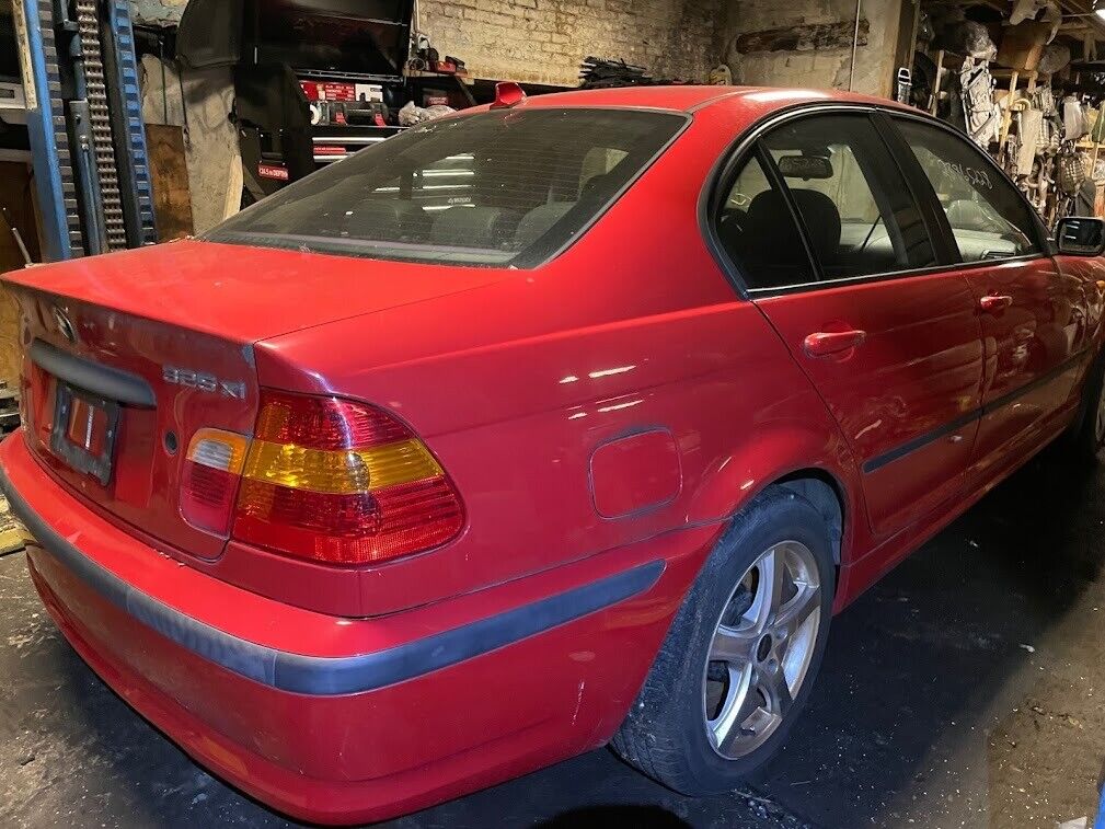 01 02 03 04 05 BMW E46 Sdn Rear Right Pass Door Weatherstrip Seal OEM