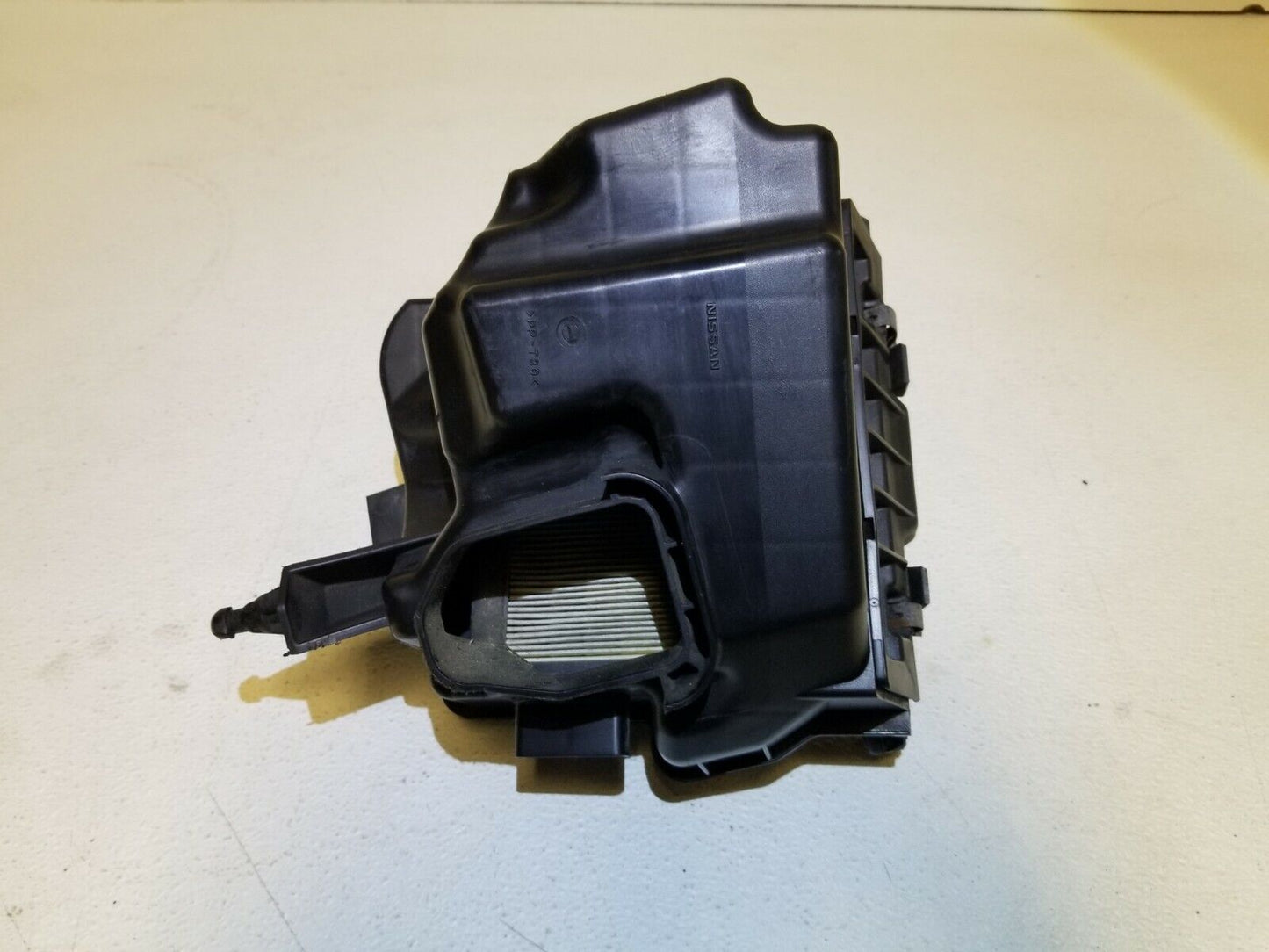 10 11 12 13 Infiniti G37 Coupe Air Cleaner Box OEM