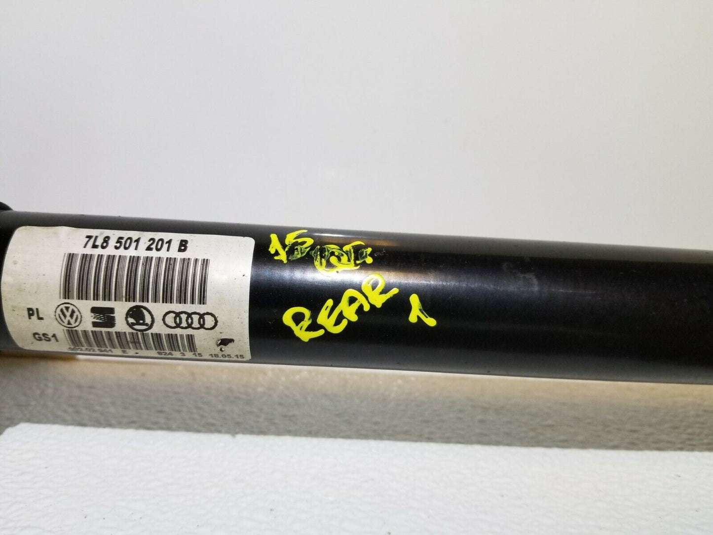 13 14 15  Audi Q7 3.0l Rear Axle Shaft 7l8501201b OEM 87k Miles