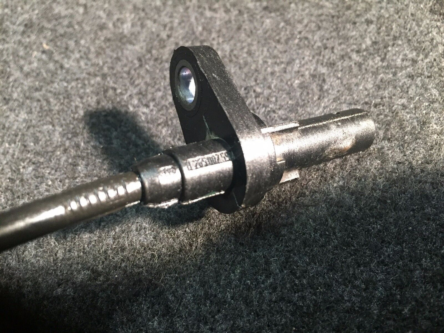 02 03 04 05 BMW 745i E65 Front Wheel ABS Speed Sensor Left/right 0265007592 OEM