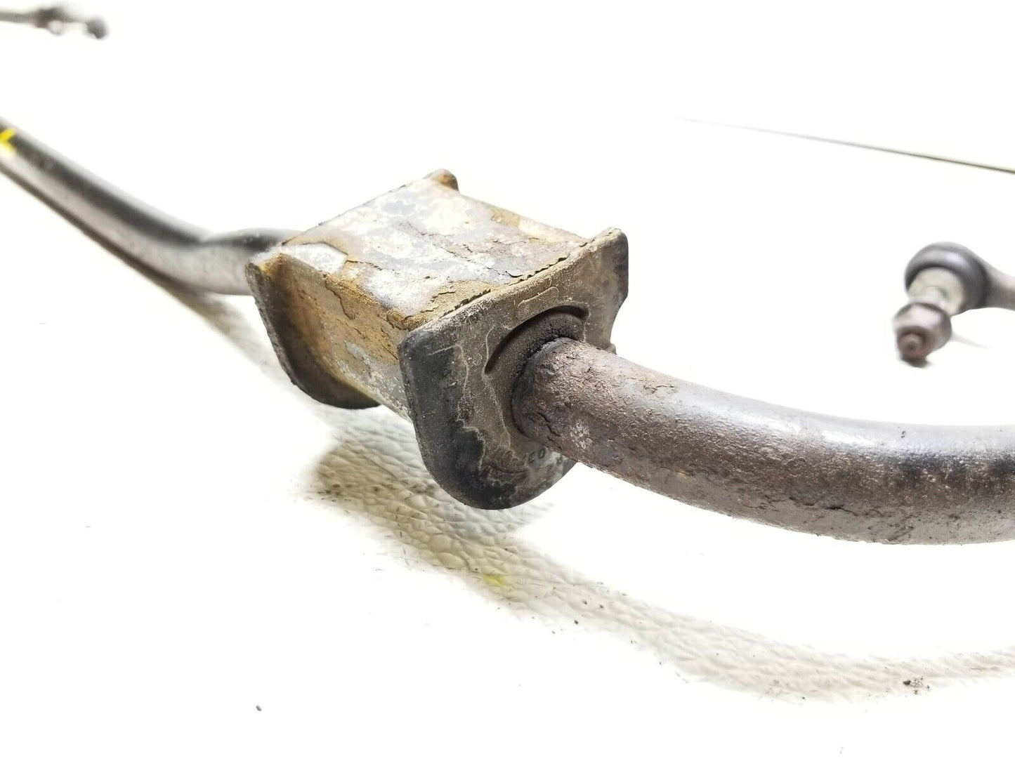 2007 - 2014 Lincoln Navigator Rear Stabilizer Sway Bar  OEM