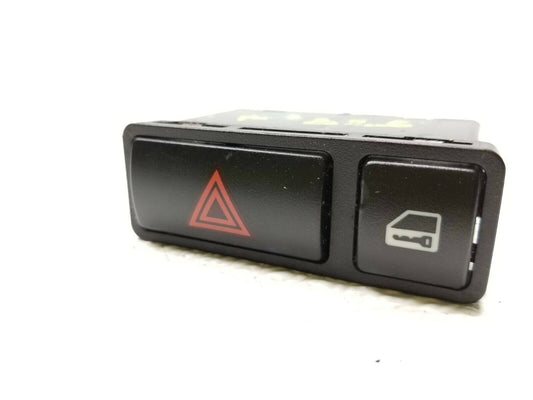 01 02 03 04 05 BMW E46 Hazard Lock Switch 8368920 OEM 125k Miles