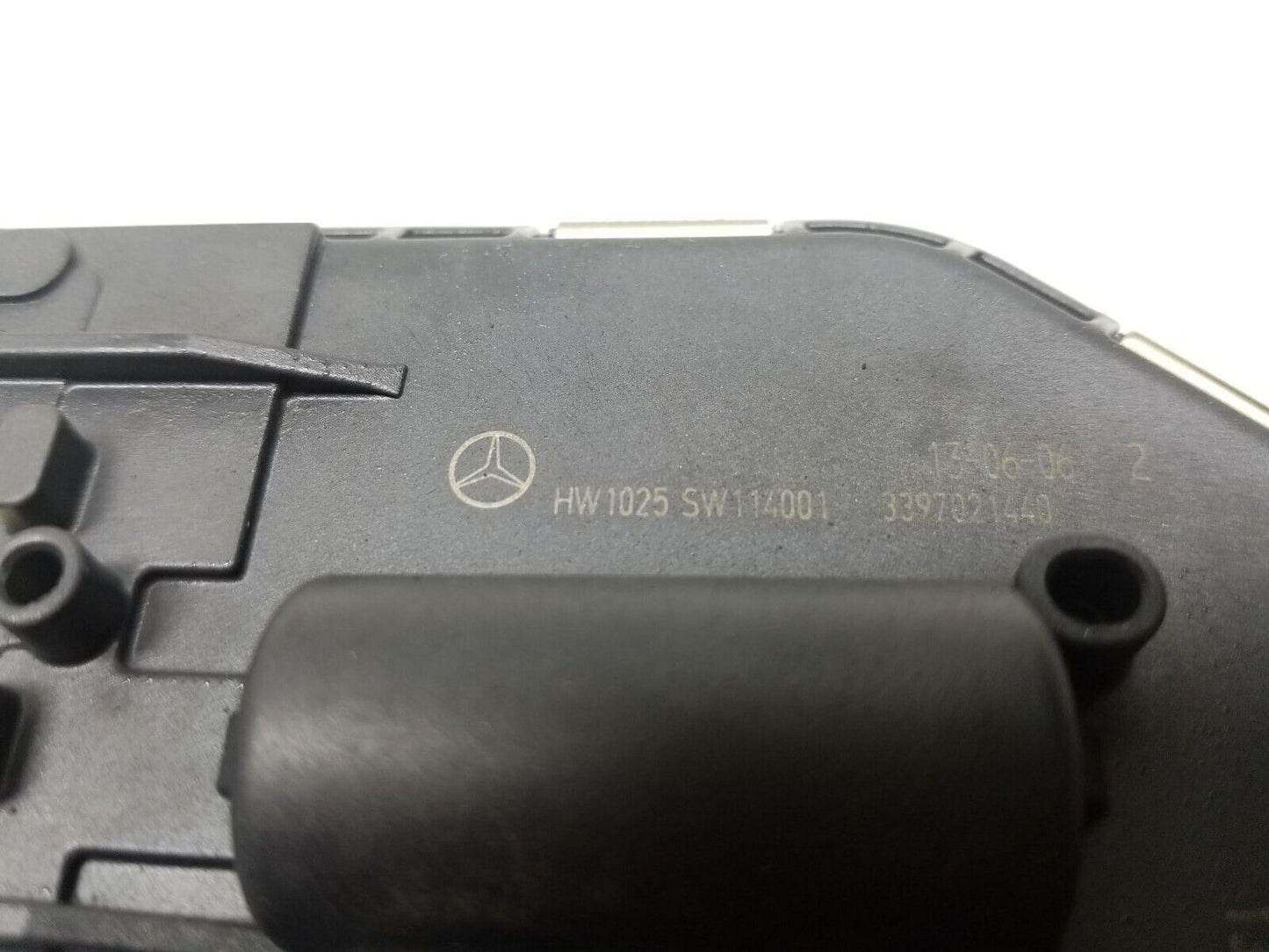 12 13 14 Mercedes-benz C300 Windshield Wiper Transmission Linkage W/ Motor OEM
