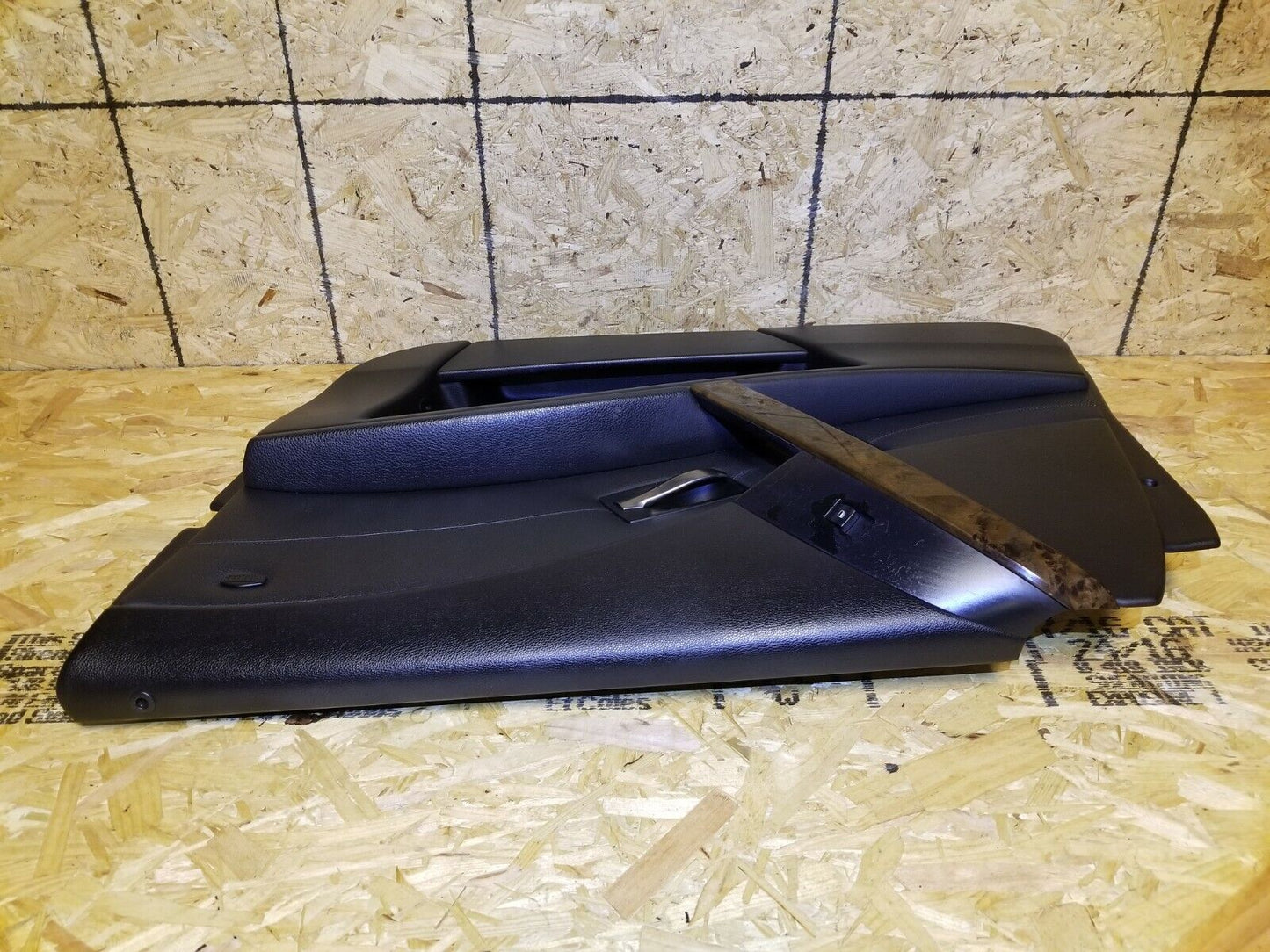 04 05 06 07 BMW 530xi E60 Front Door Trim Panel Passenger Side Right OEM