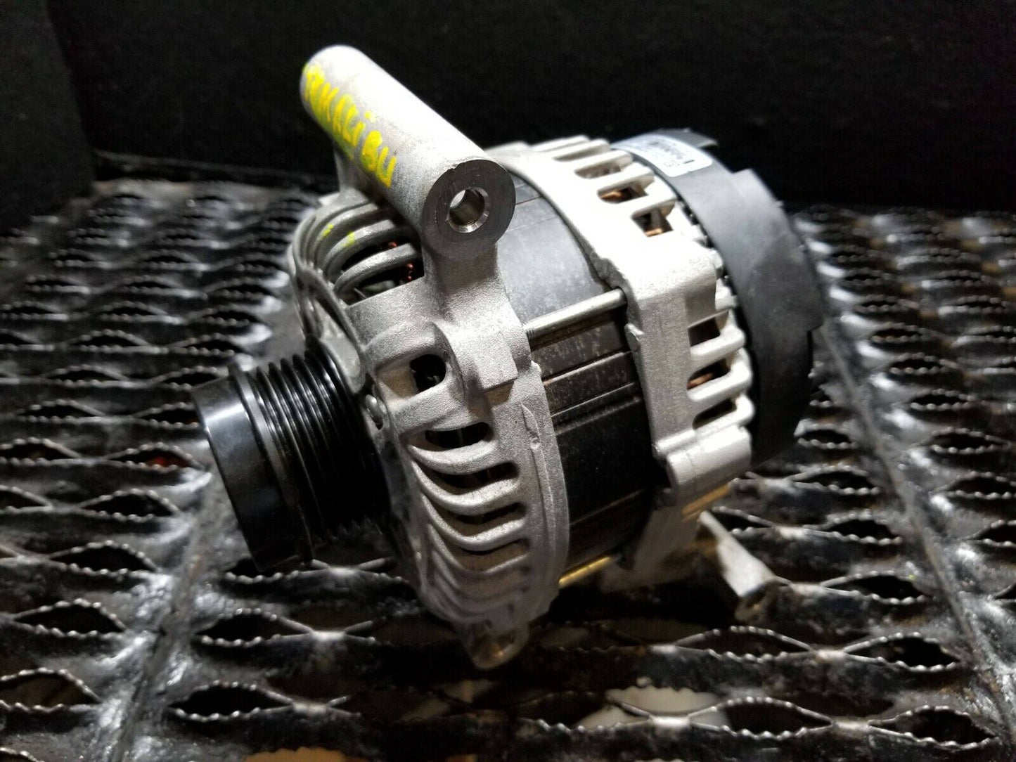 16 17 18 19 Chevrolet Malibu Alternator Generator OEM 3k