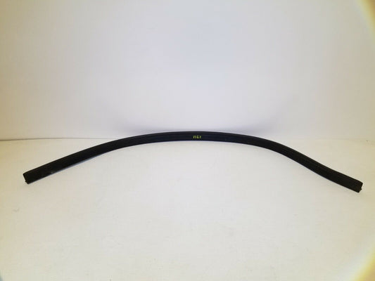 13 14 15  Audi Q7 3.0l Wiper Cowl Weather Seal 4l0823723 OEM 87k Miles
