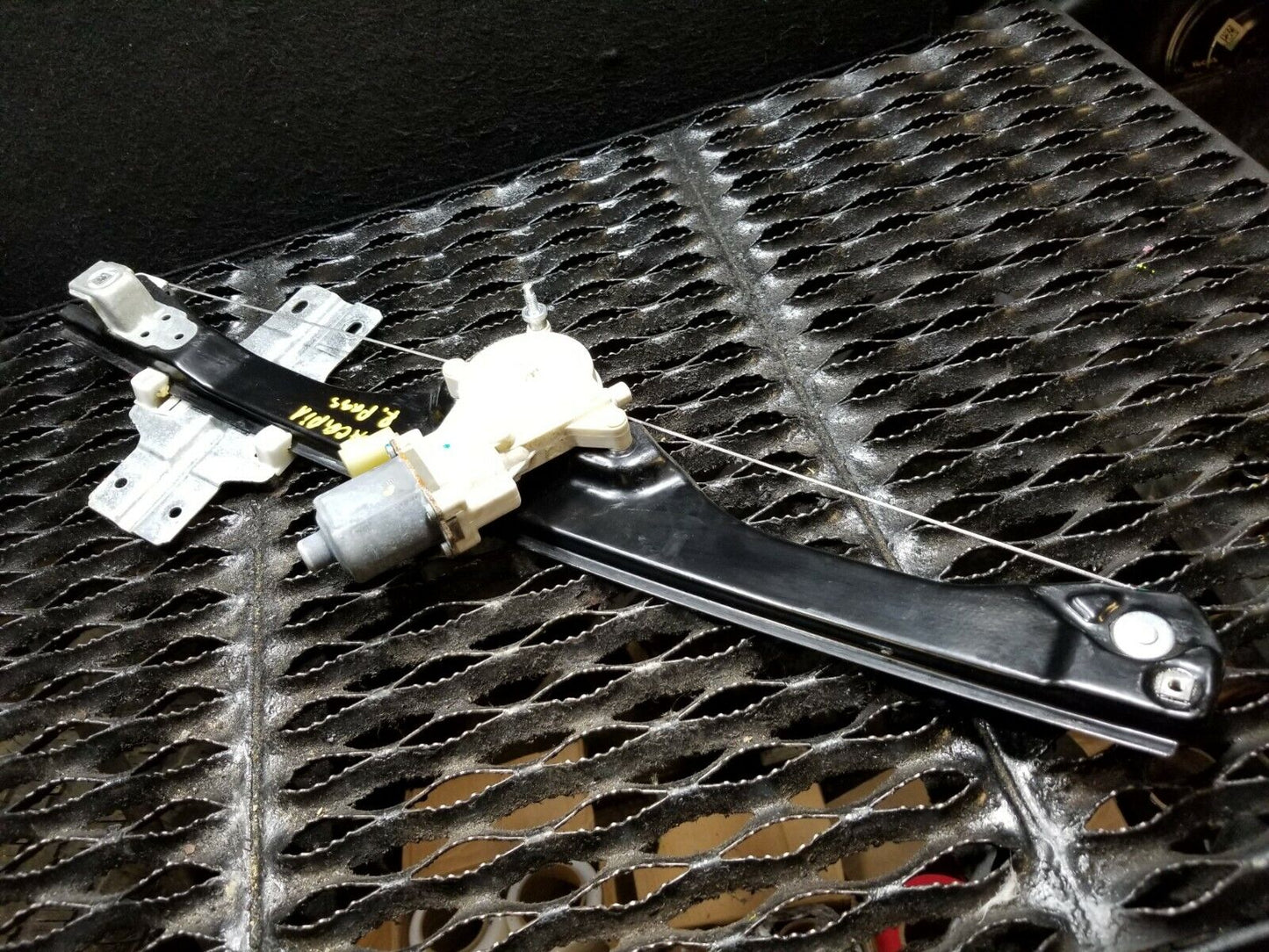 07 08 09 10 11 12 GMC Acadia Rear Right Pass Door Window Regulator Motor OEM