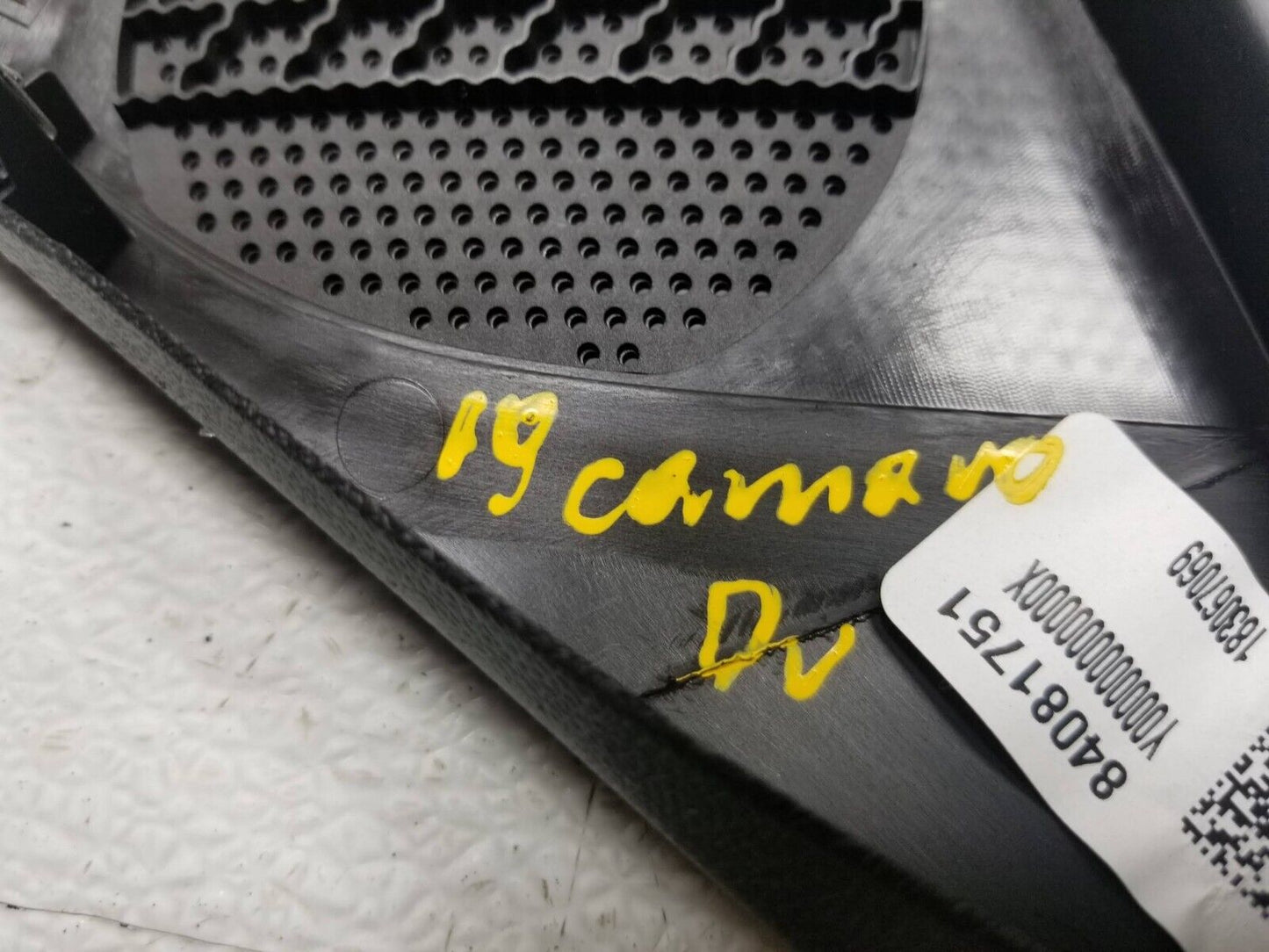 16 17 18 19 20 Chevrolet Camaro Dash Left Dr Tweeter Speaker Grille Cover OEM