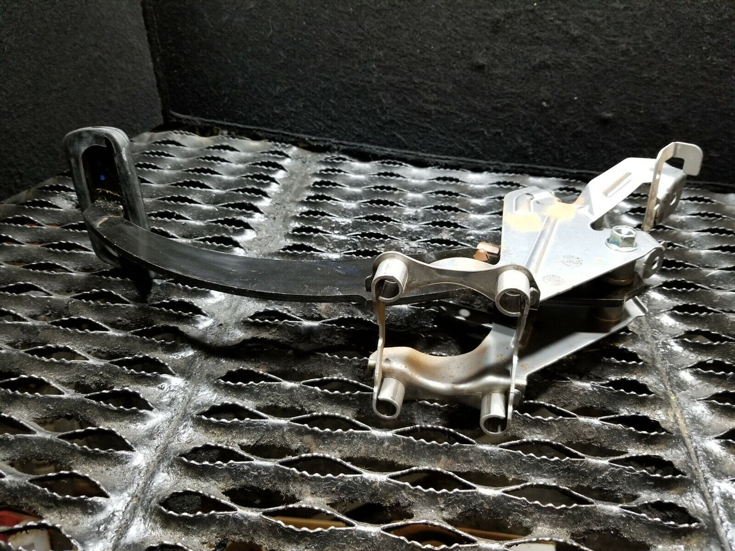 10 11 12 13 14 Subaru Legacy Brake Pedal W/ Switch Assembly OEM