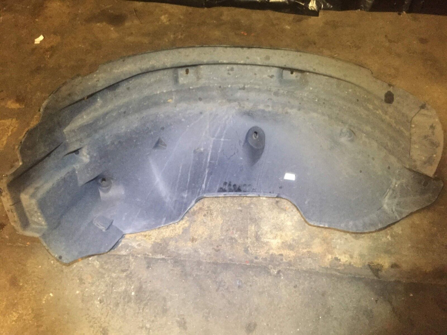 98 99 00 01 Mercedes W163 Front Pass Side Fender Wheel Liner Splash Guard OEM