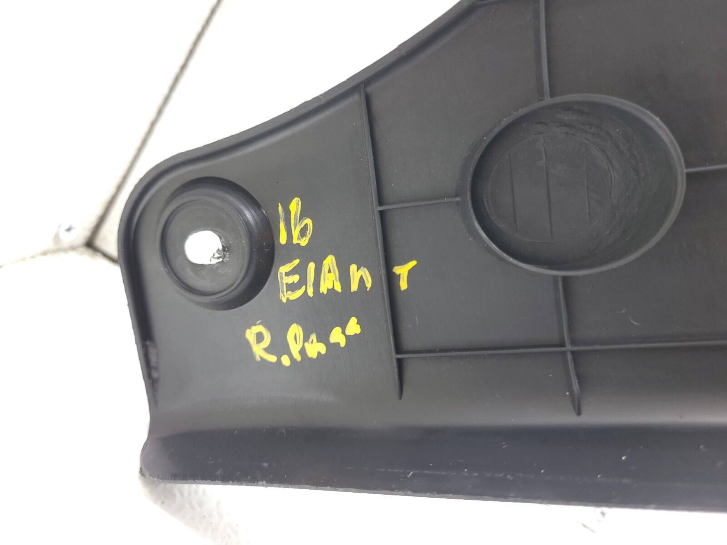 14 15 16 Hyundai Elantra Rear Door Step Scuff Trim Left & Right Pair OEM Sdn